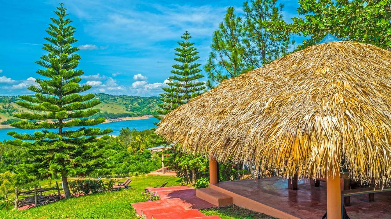 Villas Del Lago Lake Resort And Campground Yaque Arriba Bagian luar foto